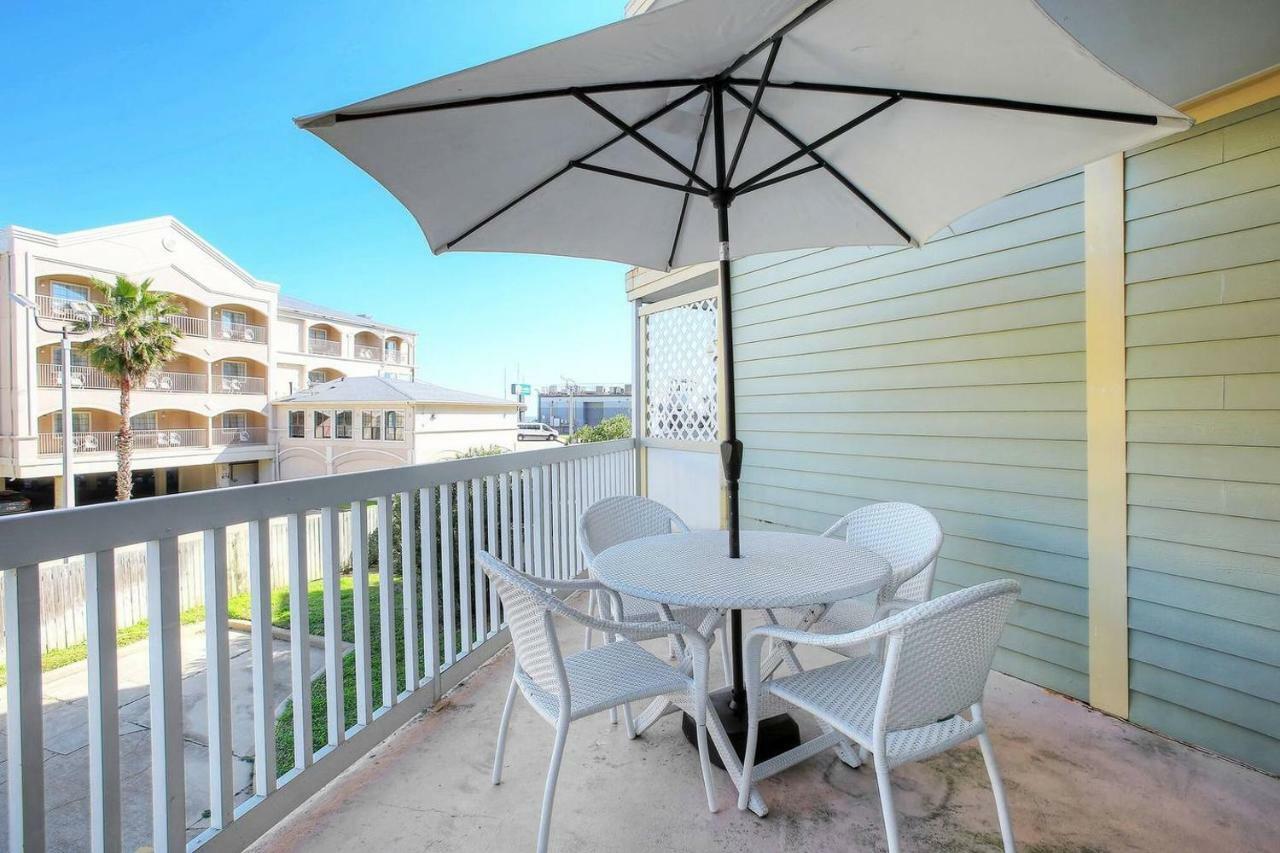 Deja Blue Apartment Galveston Bagian luar foto